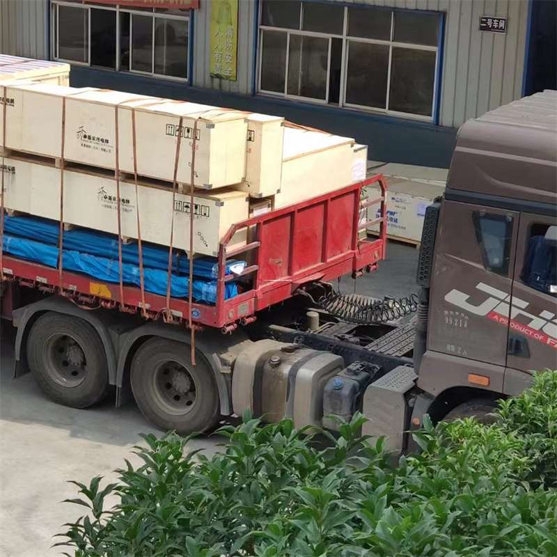 西宁至新疆阿勒泰福海县物流专线，一站式服务，让您的货物畅行无忧